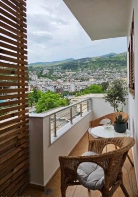 Novi'S Luxury Apartment 2 Gjirokaster Exterior photo